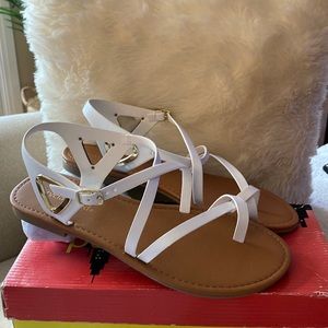 CityClassified Valine white slingback sandal size 8-1/2. Brand New with box.